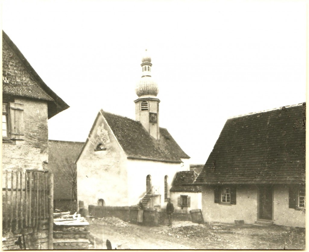 Das alte Lackendorfer Kirchlein (1622-1908). [Seite 10, oben]