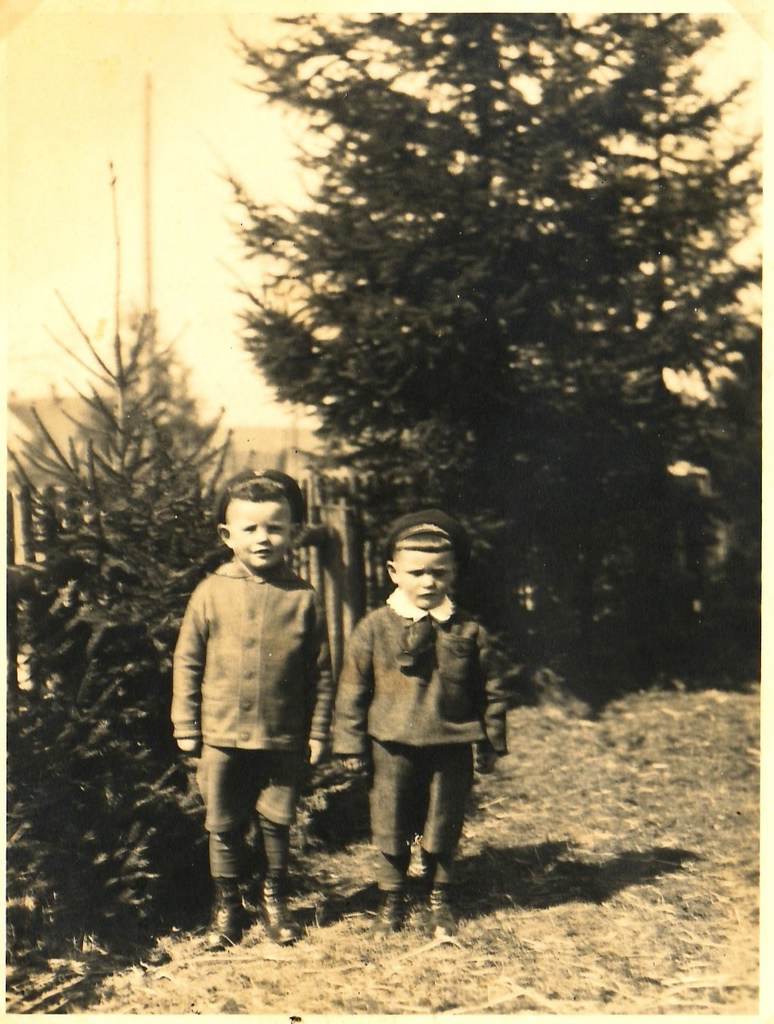 Hermann und Alois Flaig in Bobingen (1934). [Seite 20]